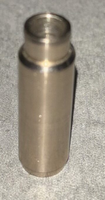 photo d'un guide de soupape en bronze